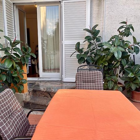 Ana Guest House Nin Buitenkant foto