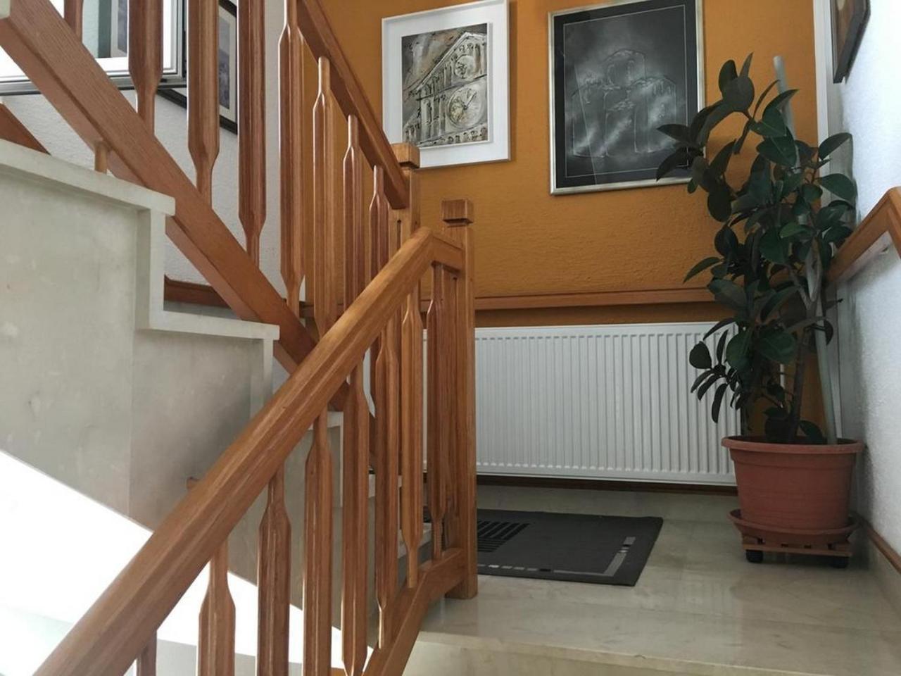 Ana Guest House Nin Buitenkant foto